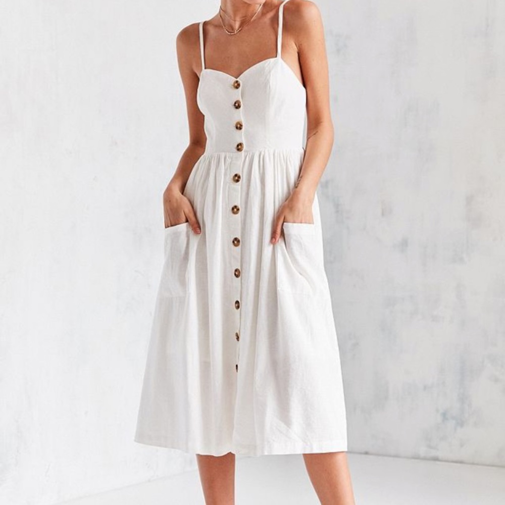 UO Emilia Linen Button-Down Dress